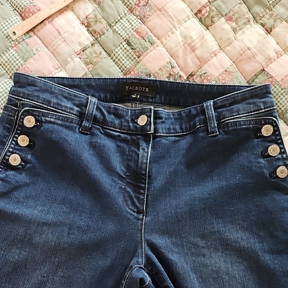 Talbots- 3 button pocket- Capri Jeans  Size 4 - Picture 5 of 6